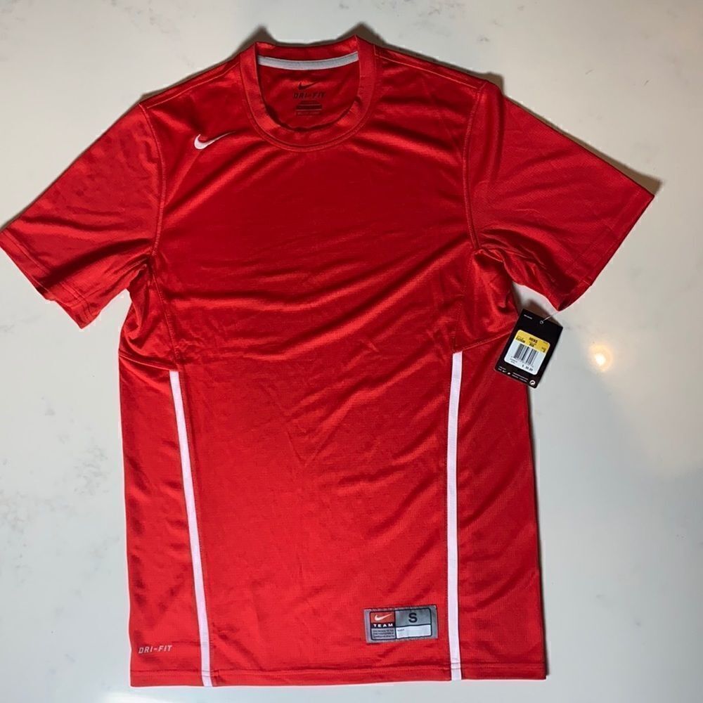 Nike Men’s T-Shirt 